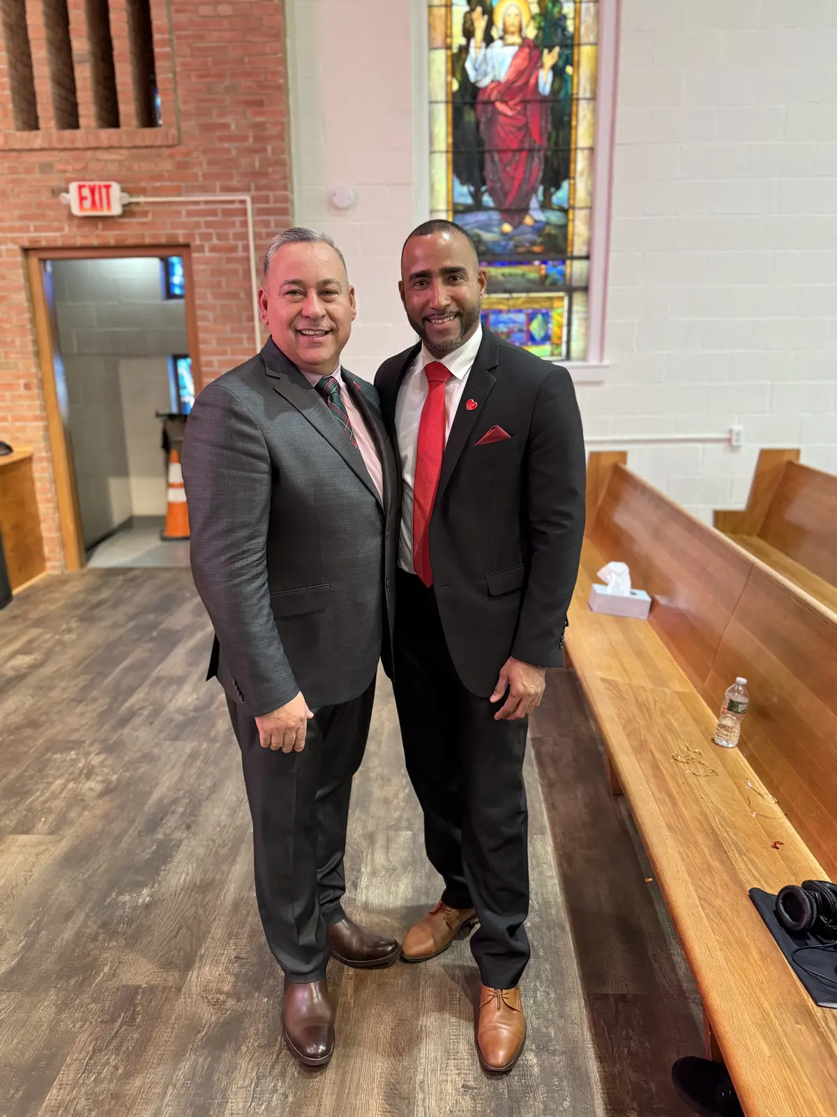 Pastor Rev. Rodolfo Solórzano junto al Pastor Gilberto Maldonado